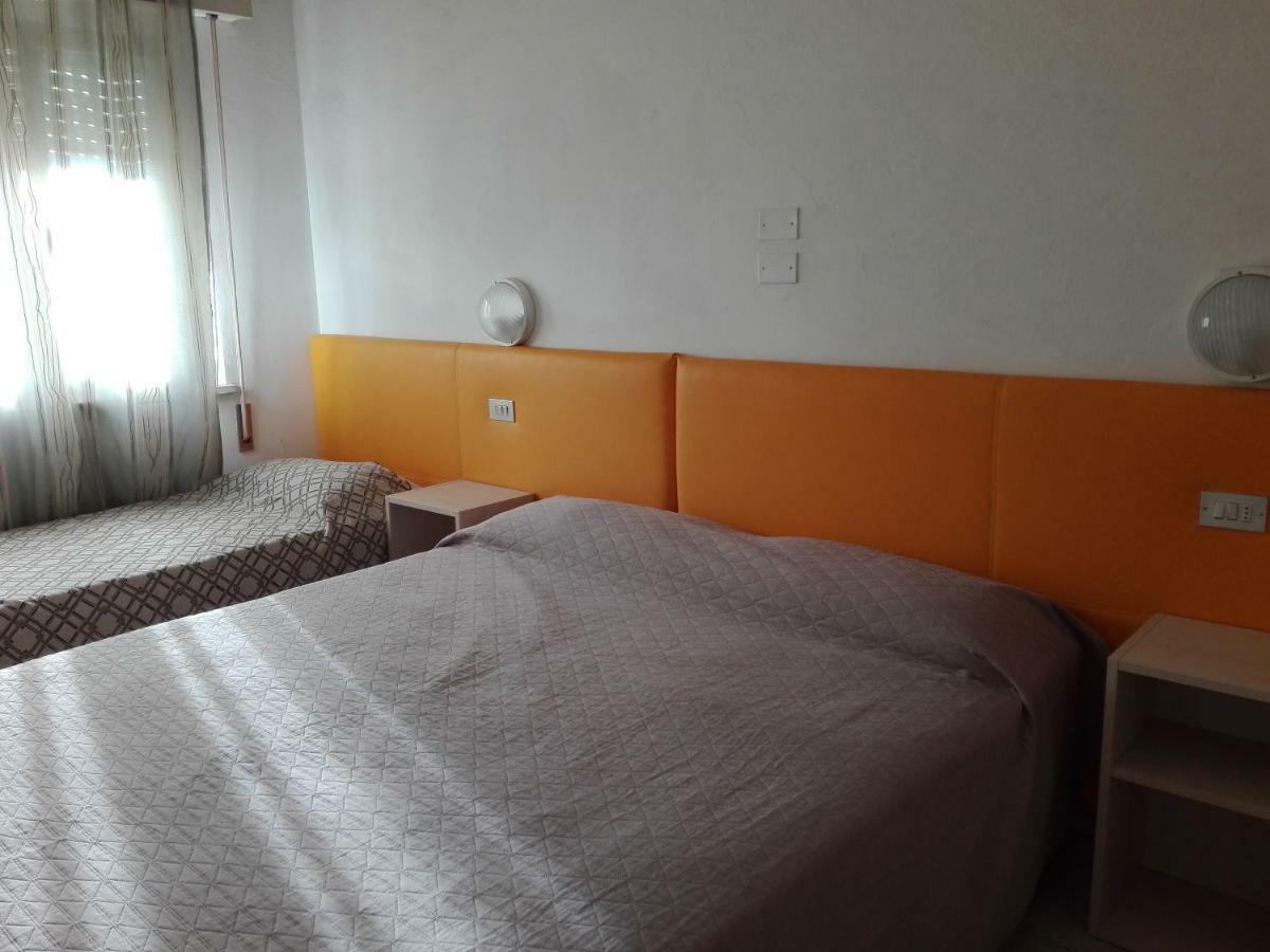 カットーリカ New Prophet Bed & Breakfast エクステリア 写真